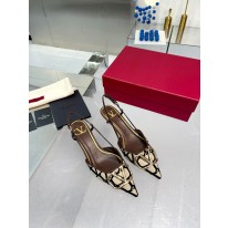 발렌티노 여자 슬링백 펌프샌들 힐 4.5cm