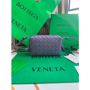 보테가베네타 여자가방  680254