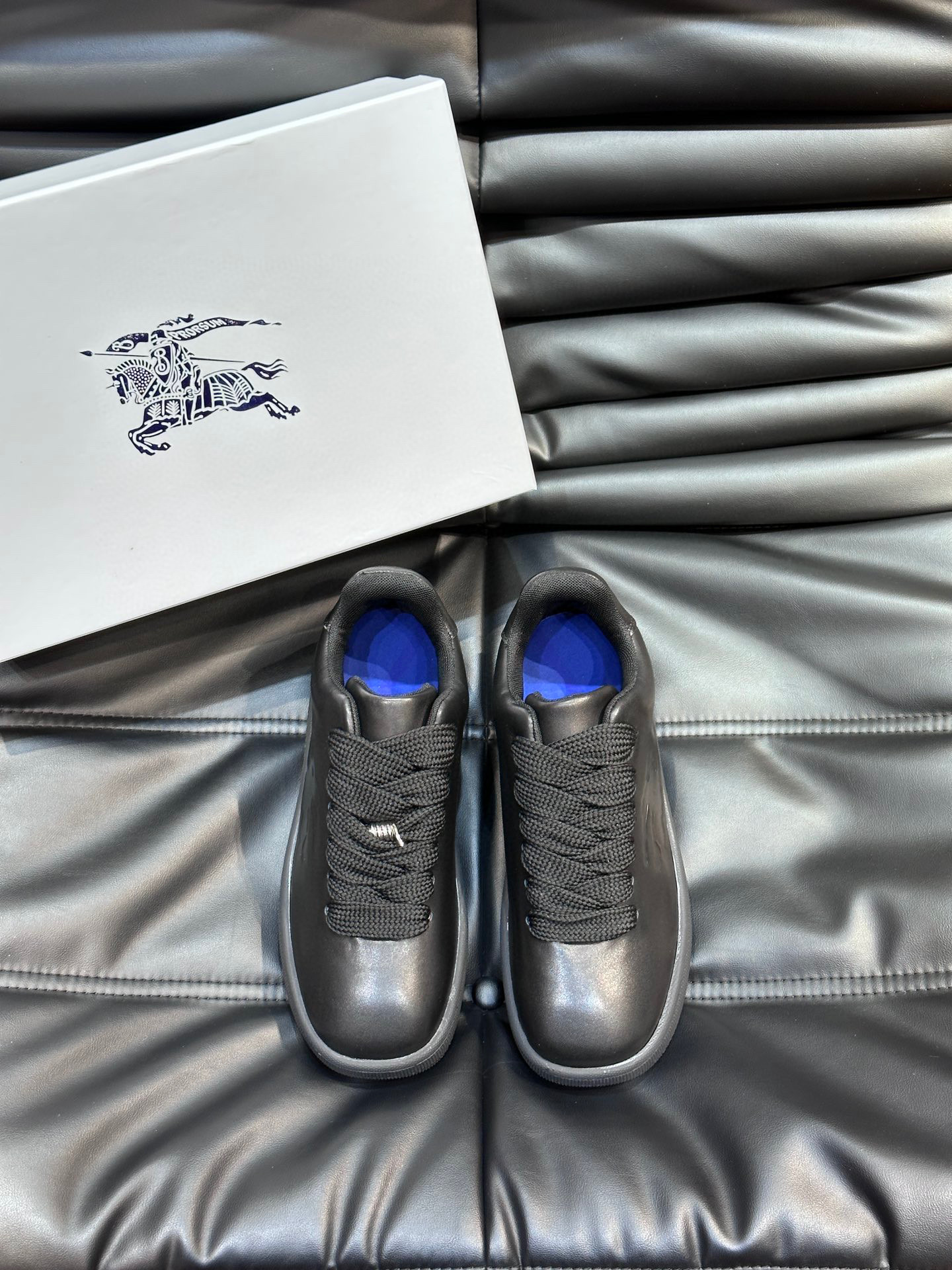 버버리 남녀공용 신발 운동화