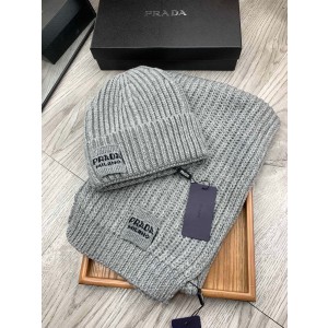 프라다 스카프