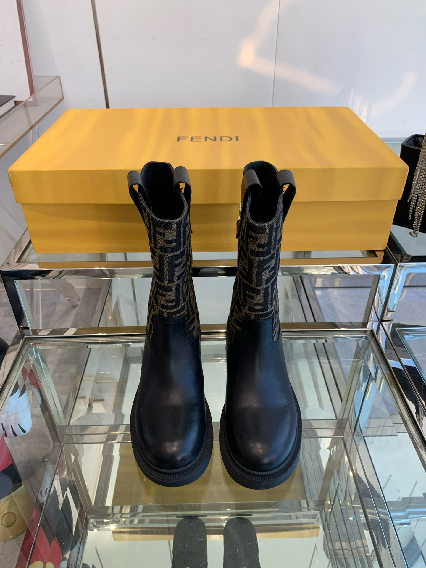 펜디 여자 부츠 힐3.5cm