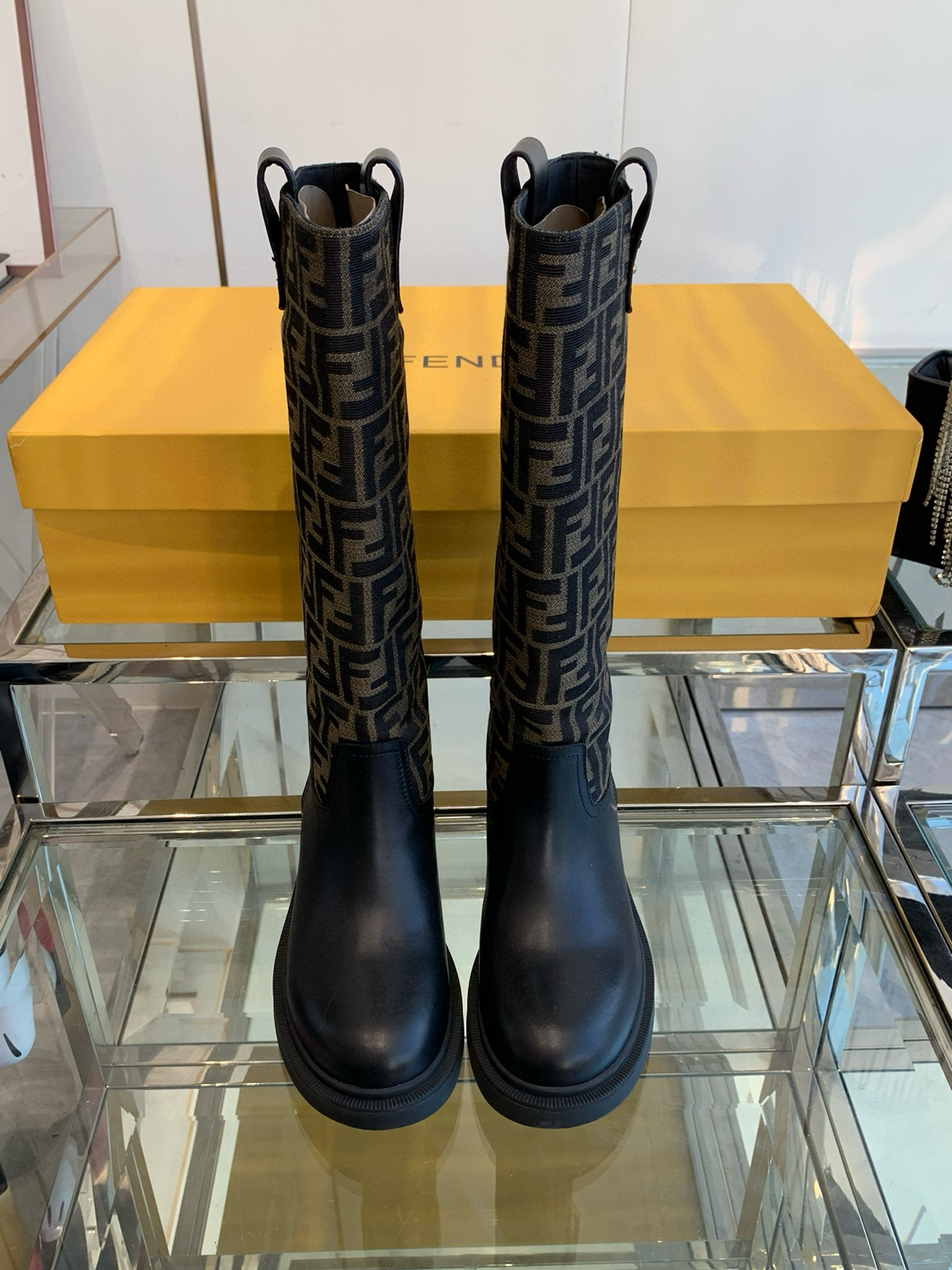 펜디 여자 부츠 힐3.5cm