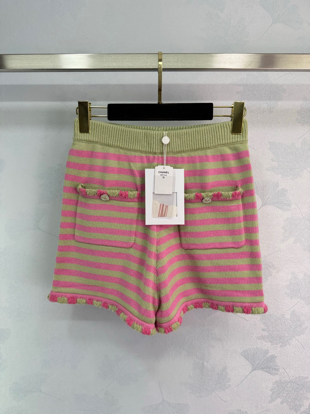 샤넬 여자  반바지