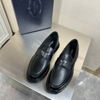 프라다 남자 구두