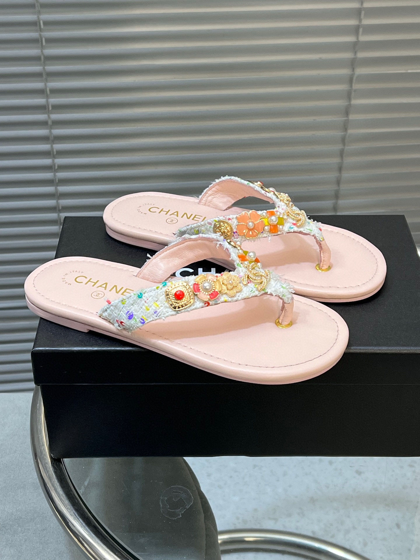 샤넬 여자 슬리퍼