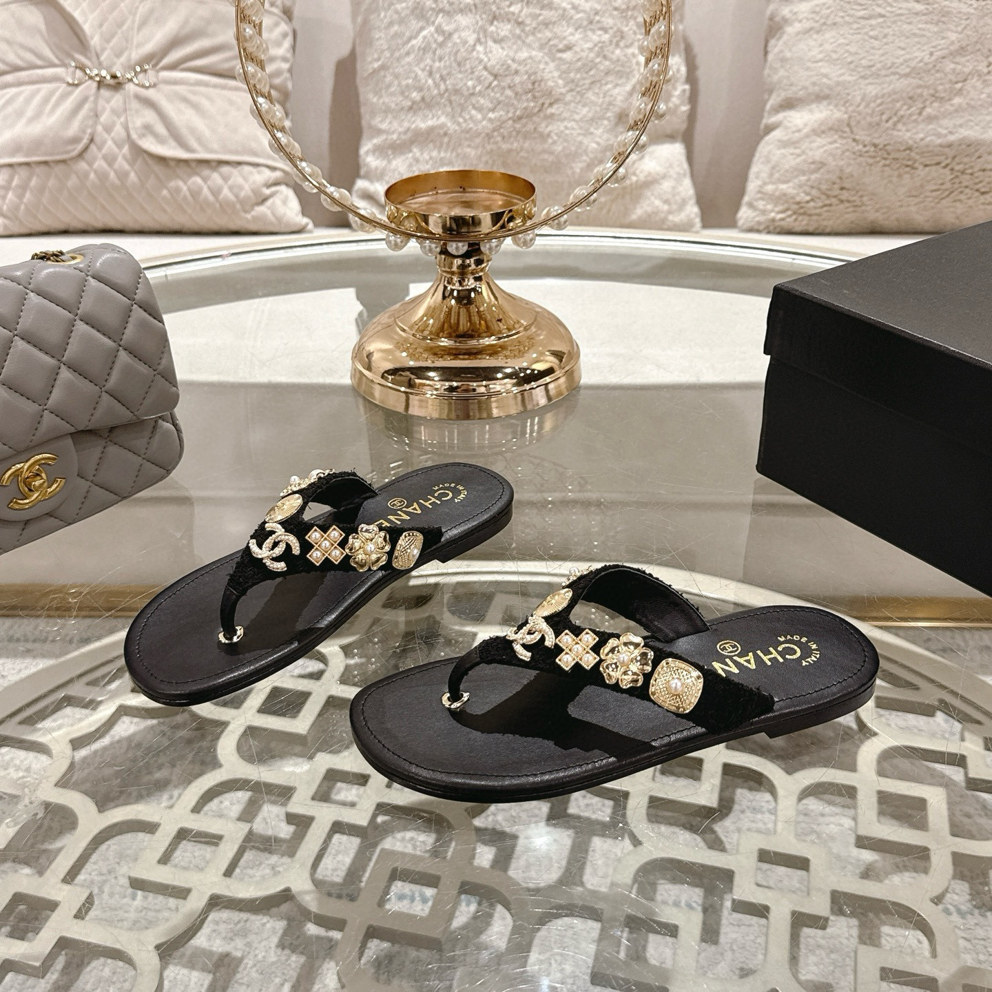 샤넬 여자 슬리퍼