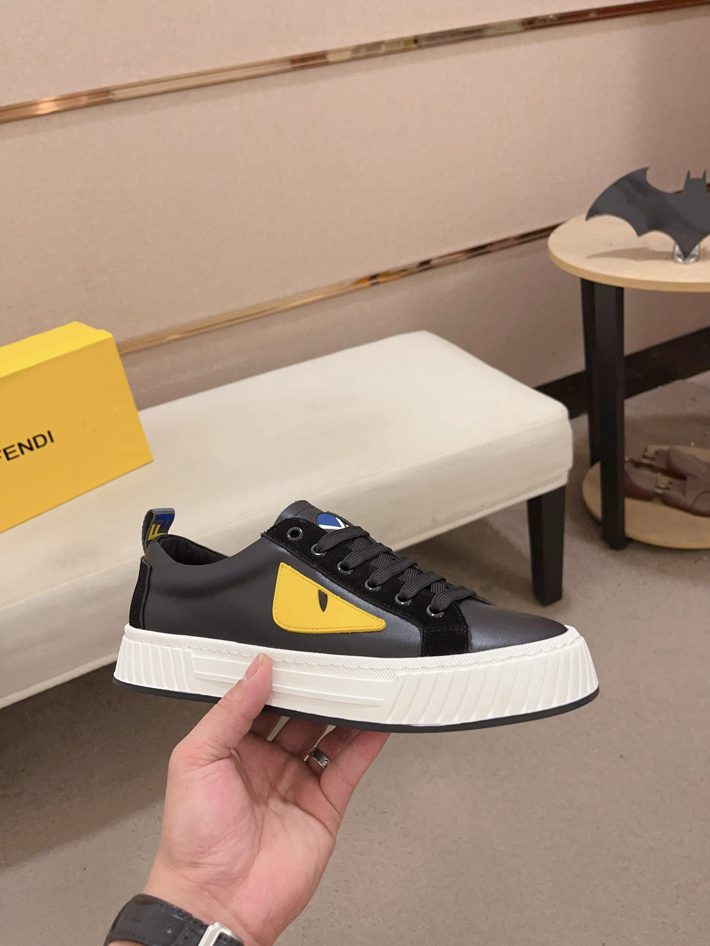 펜디 남자신발 운동화 스니커즈