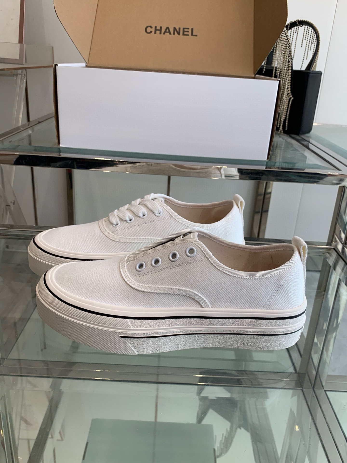 샤넬 여자 신발 운동화 스니커즈