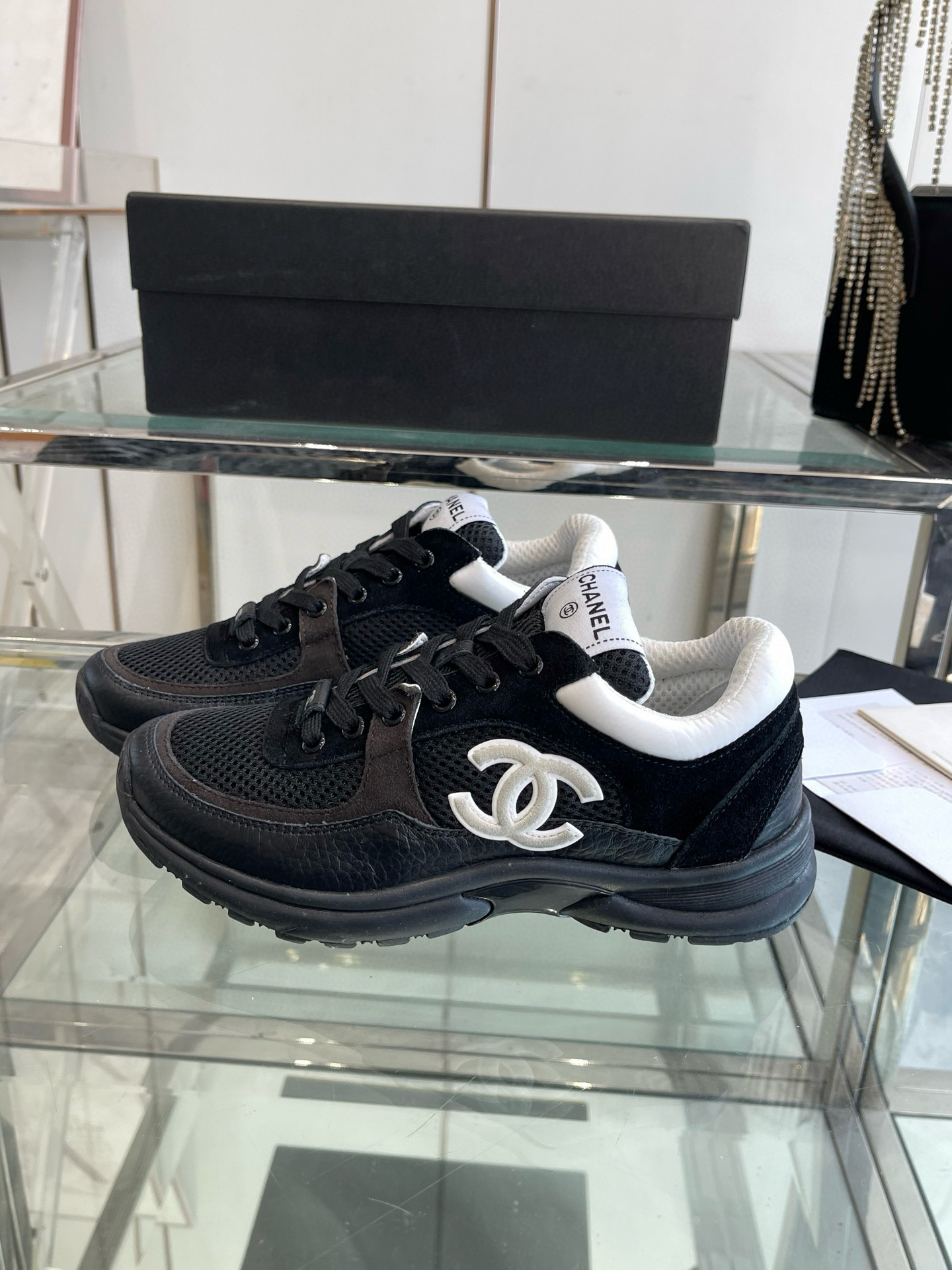샤넬 남녀공용 신발 운동화 스니커즈
