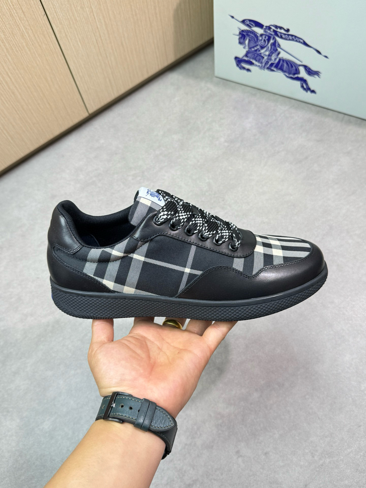 버버리 남자 신발 운동화 스니커즈