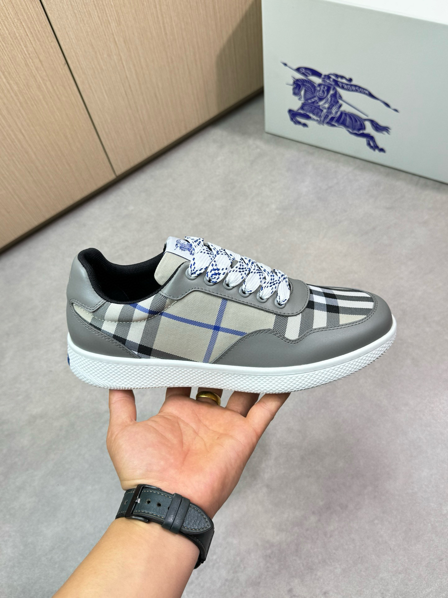 버버리 남자 신발 운동화 스니커즈