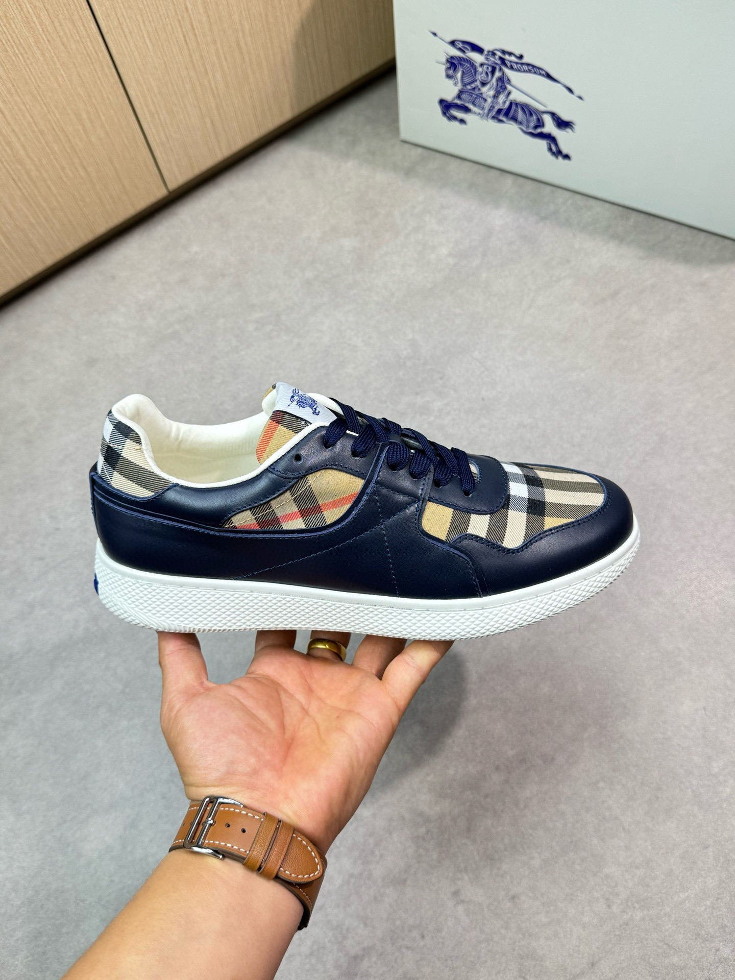 버버리 남자 신발 운동화 스니커즈