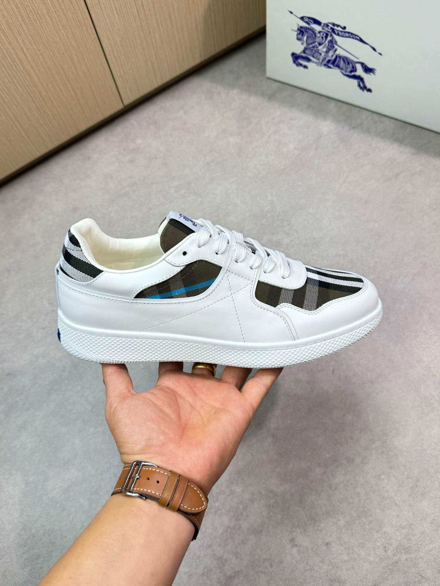 버버리 남자 신발 운동화 스니커즈