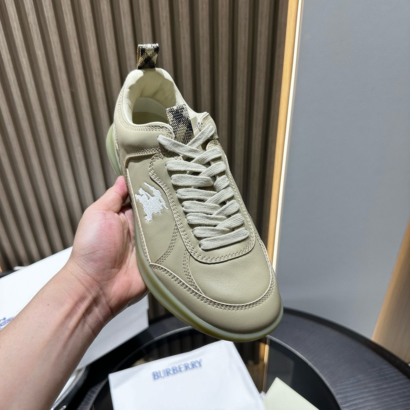 버버리 남자 신발 운동화 스니커즈