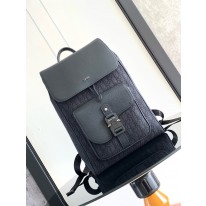 디올 백팩