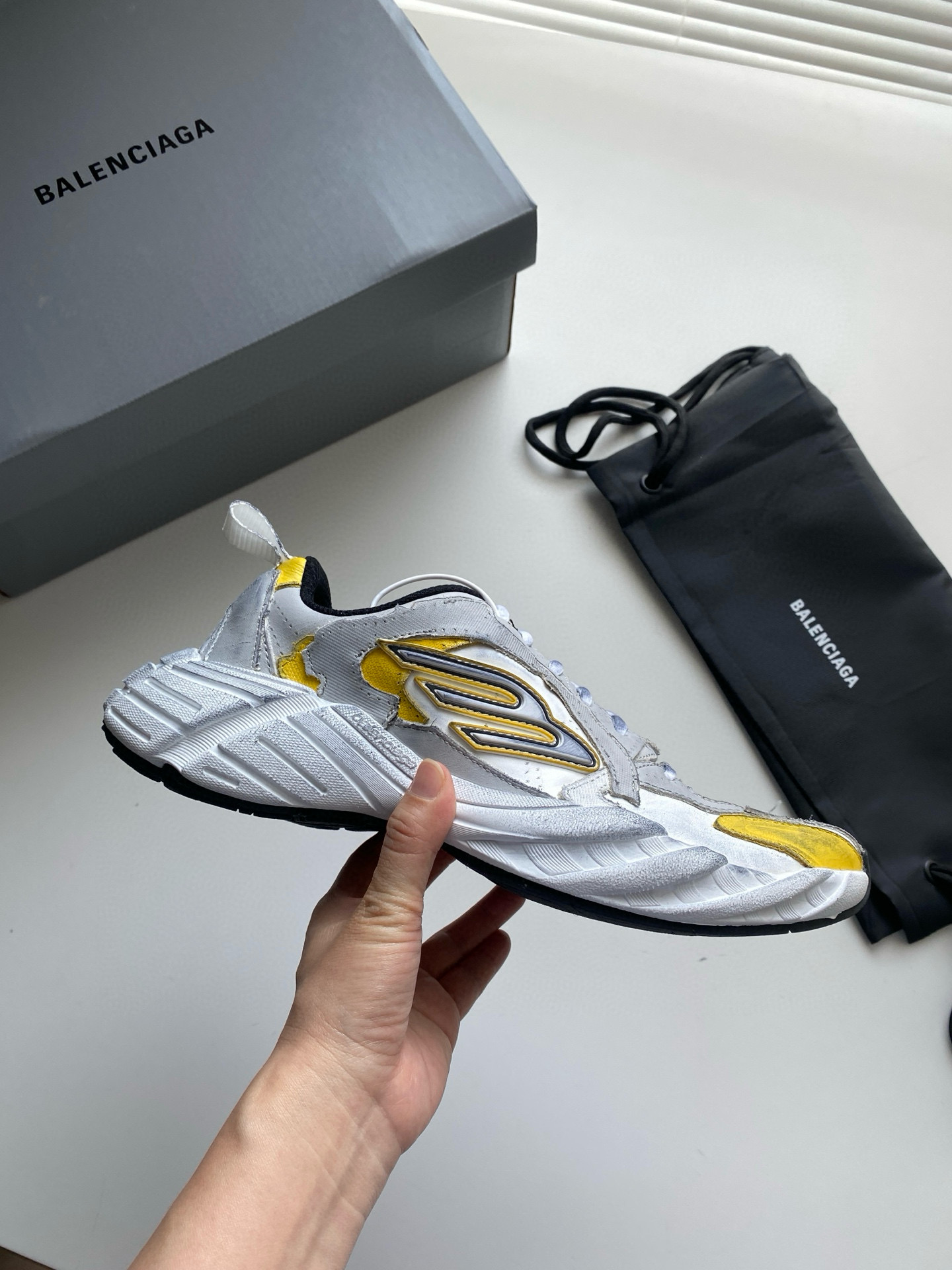 발렌시아가 남녀공용 신발 운동화 스니커즈