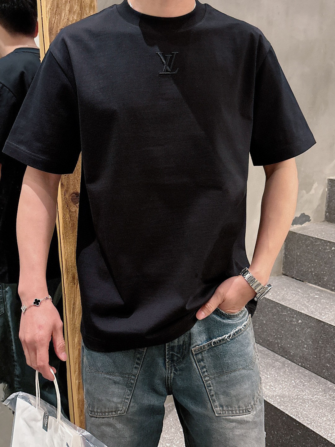 루이비통 남자 반팔티
