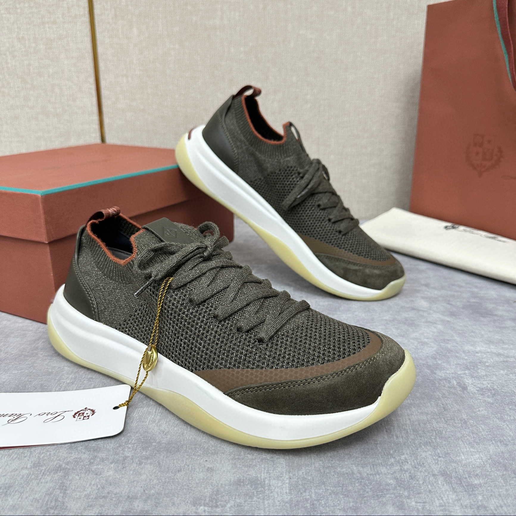 로로피아나 남자 신발 운동화 스니커즈