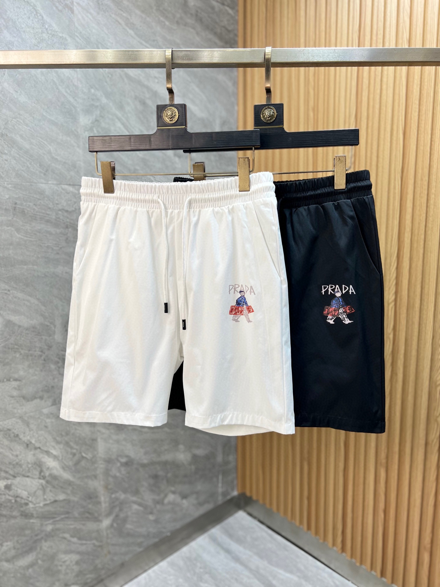 프라다 남자 반바지