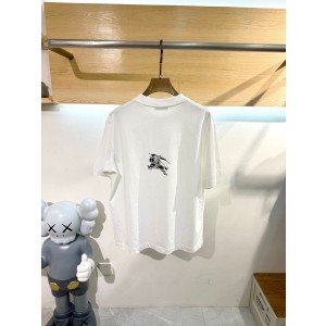 버버리 남자 반팔티