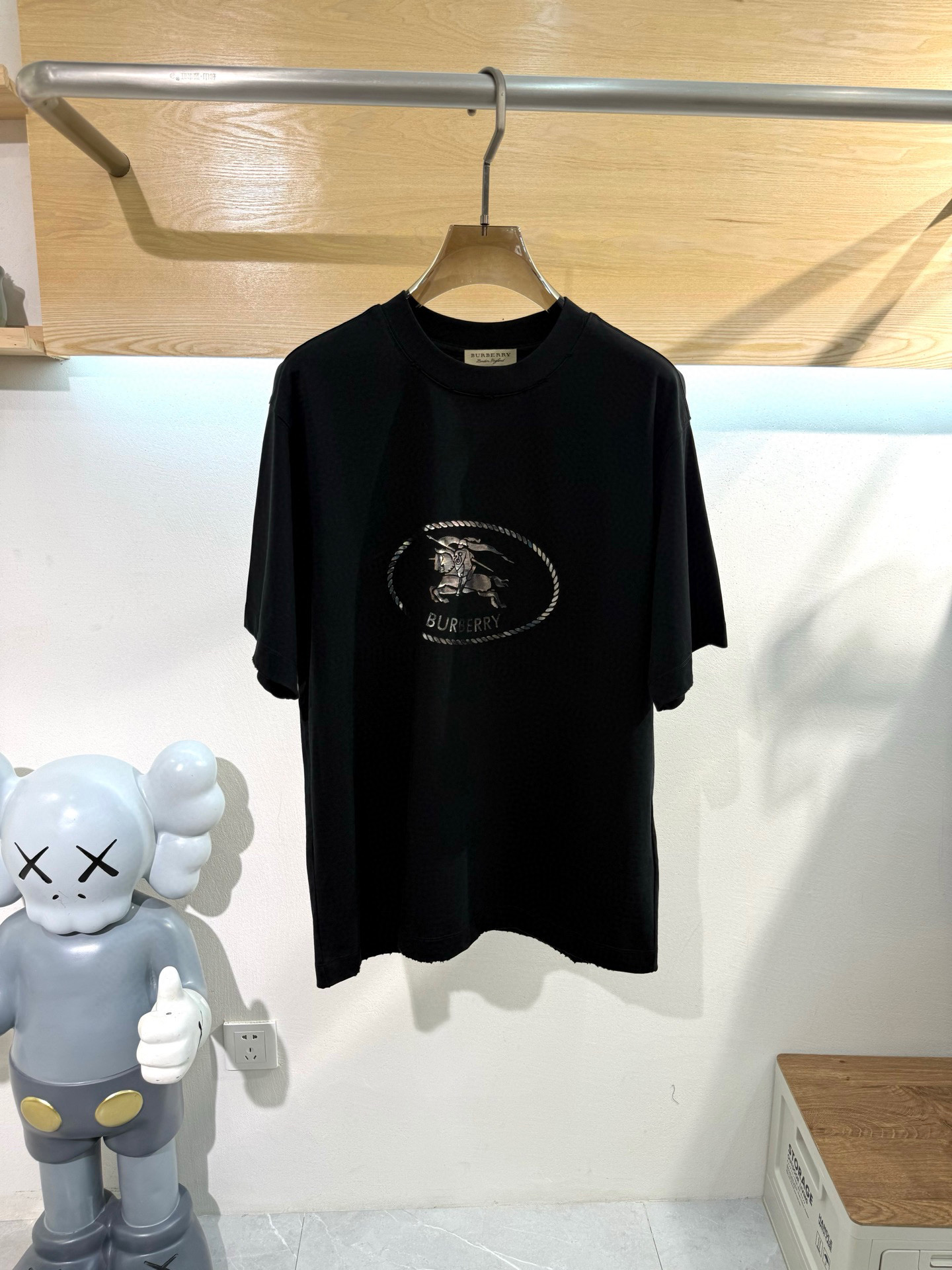 버버리 남자 반팔티