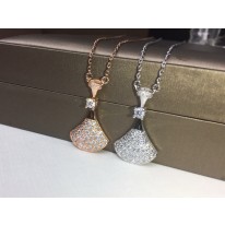 불가리 목걸이