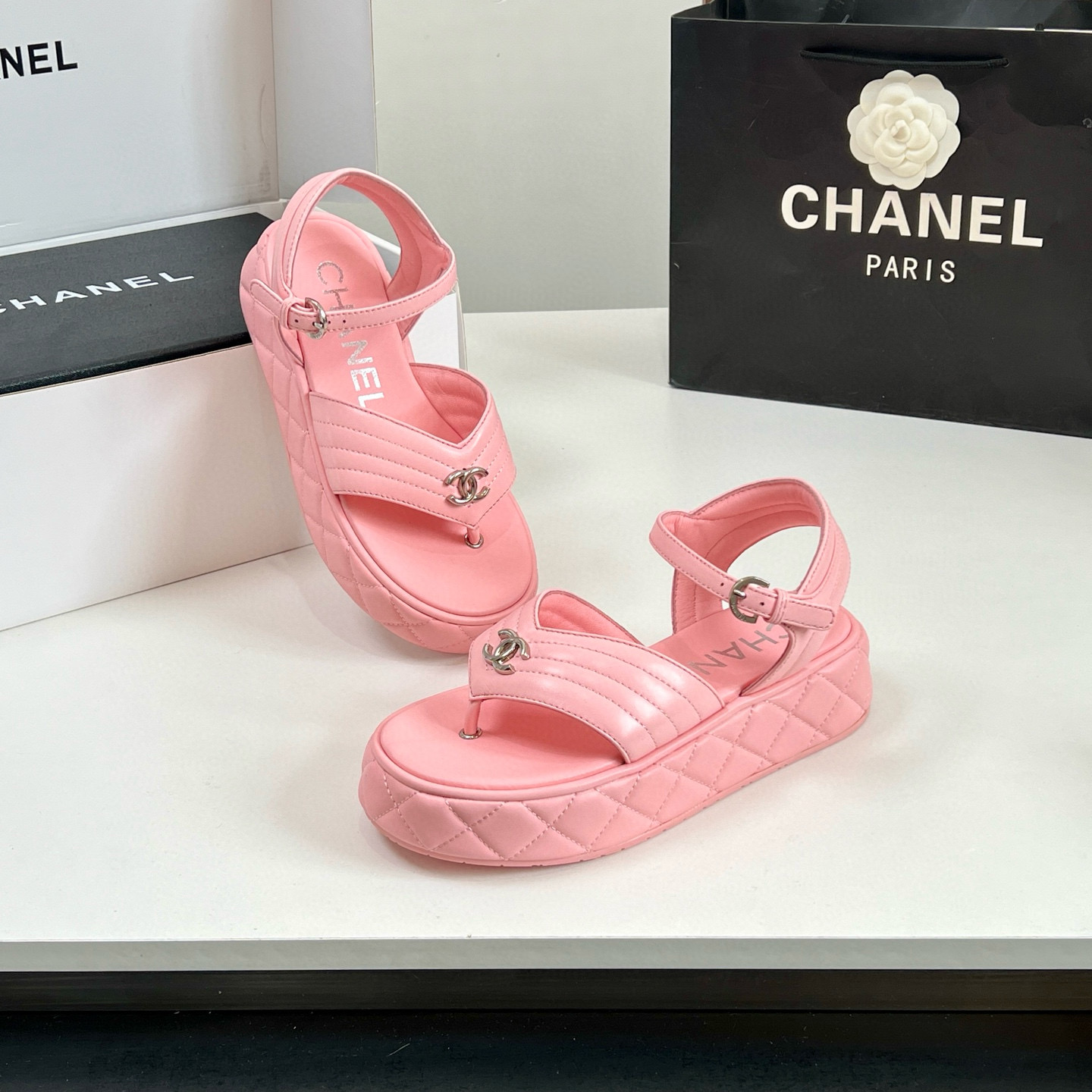 샤넬 여자 샌들