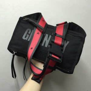 지방시 남자가방