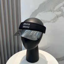 미우미우 모자