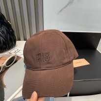 미우미우 모자