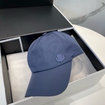 로로피아나 모자