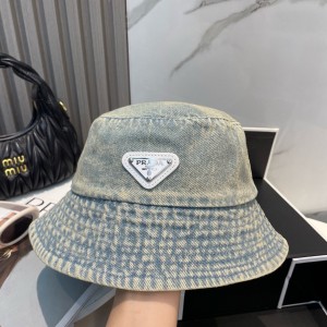 프라다 모자