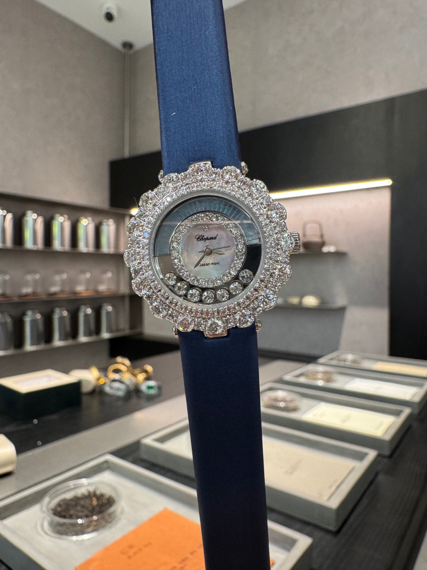 쇼파드 A급 여자시계 4칼라