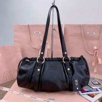 미우미우 5BG289 여행가방