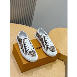 루이비통 남녀공용 신발 운동화 스니커즈