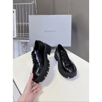 발렌시아가 여자 부츠