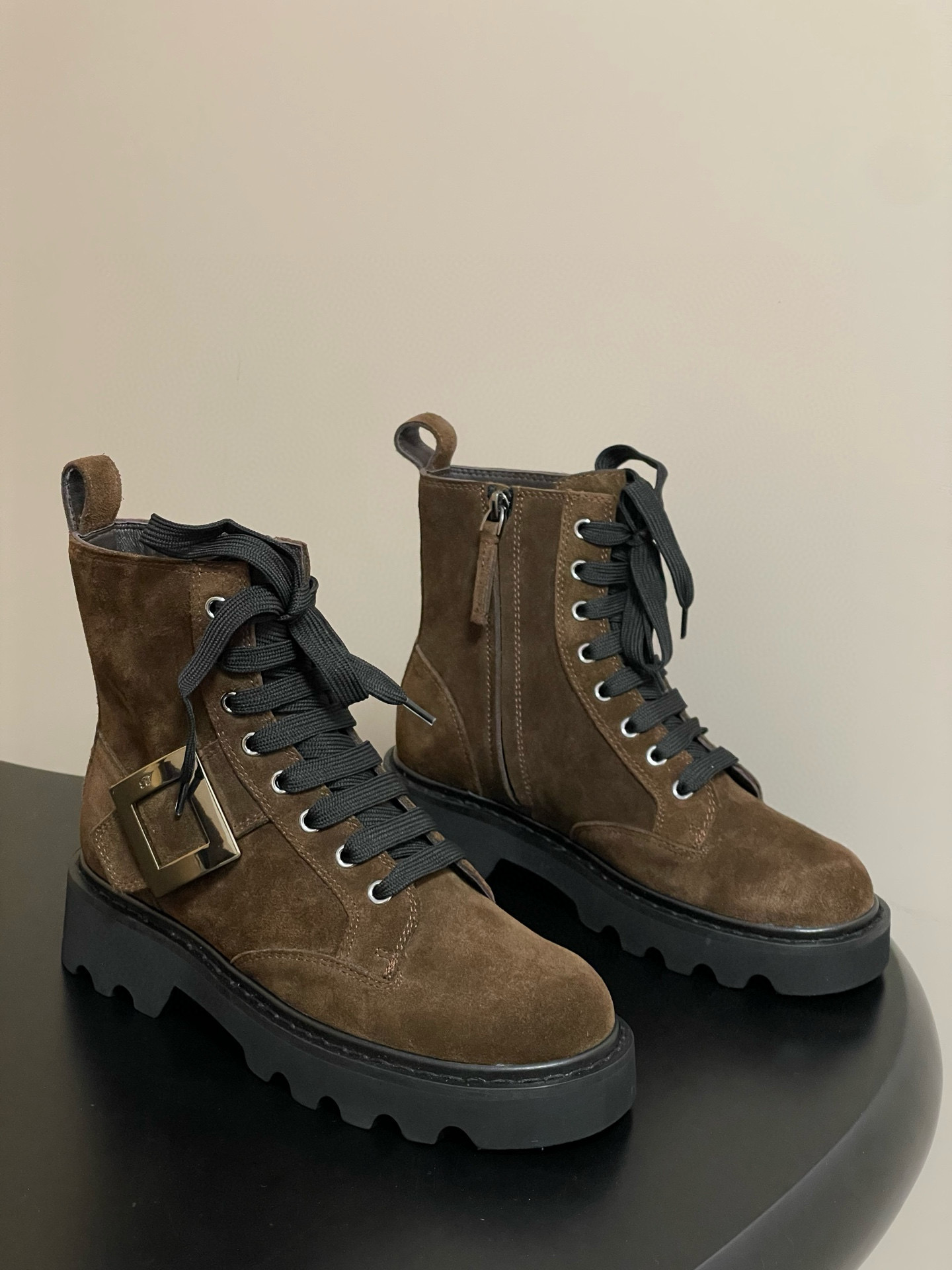 로저비비에 5CM 여자 부츠