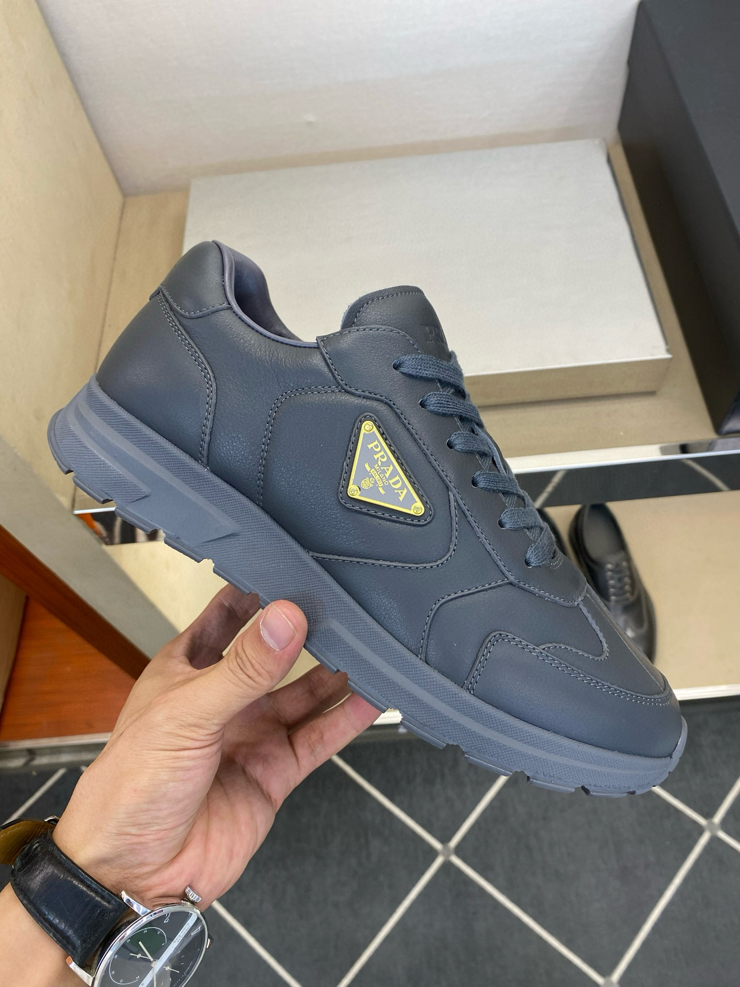 프라다 남자 스니커즈 신발 운동화