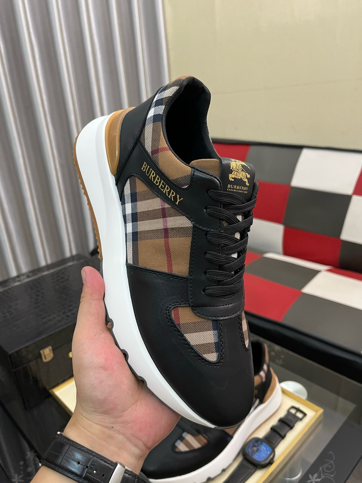 버버리 남자 스니커즈 신발 운동화