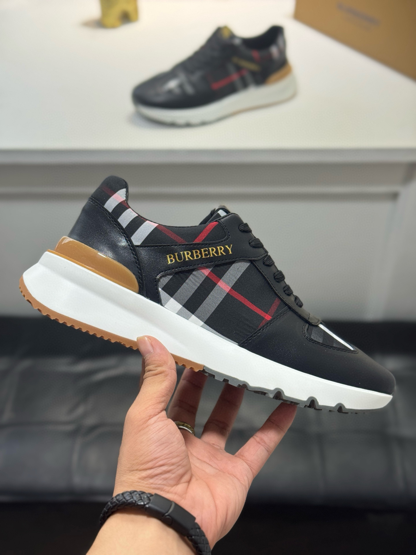 버버리 남자 스니커즈 신발 운동화