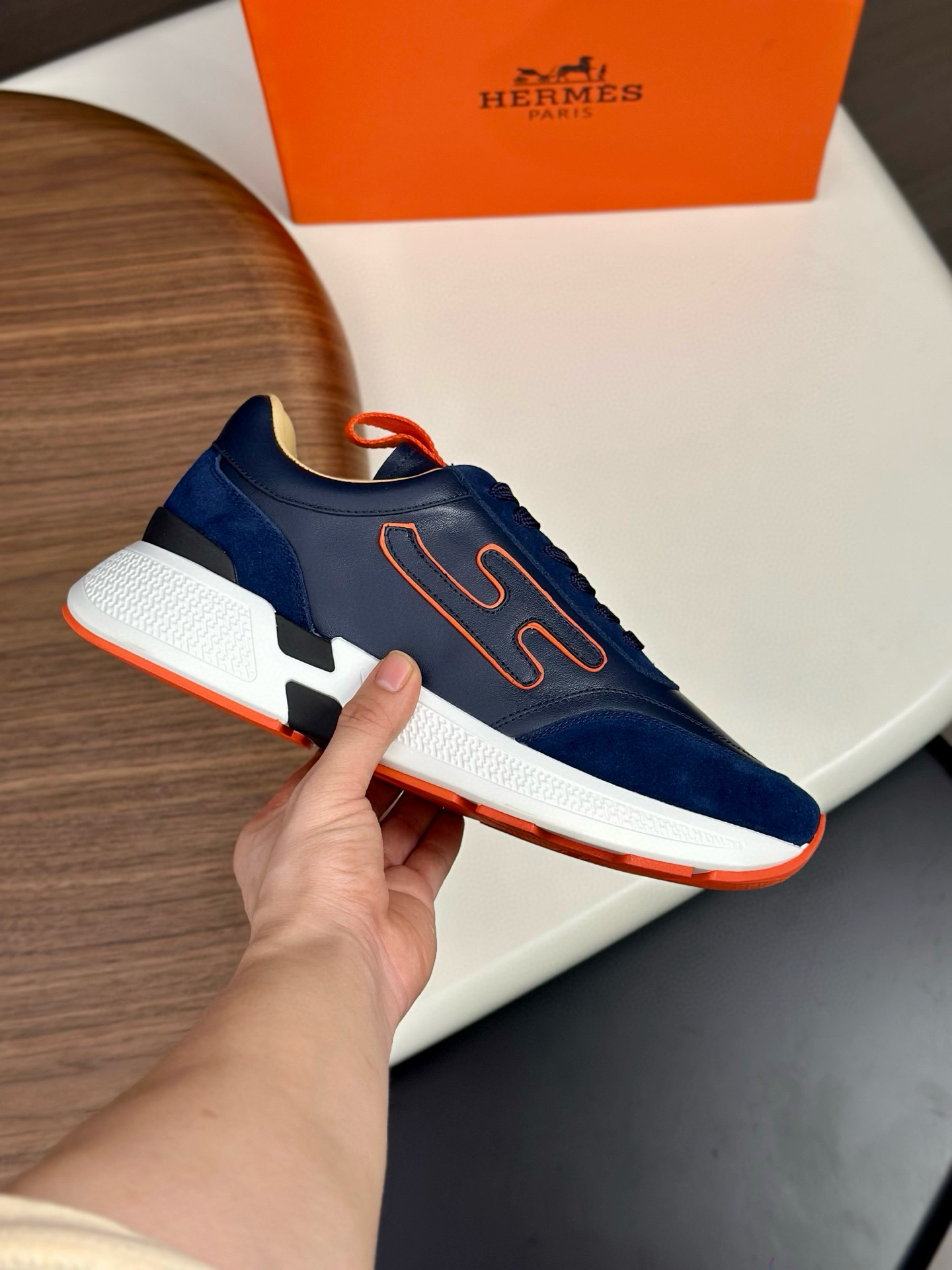 에르메스 남자 신발 운동화 스니커즈