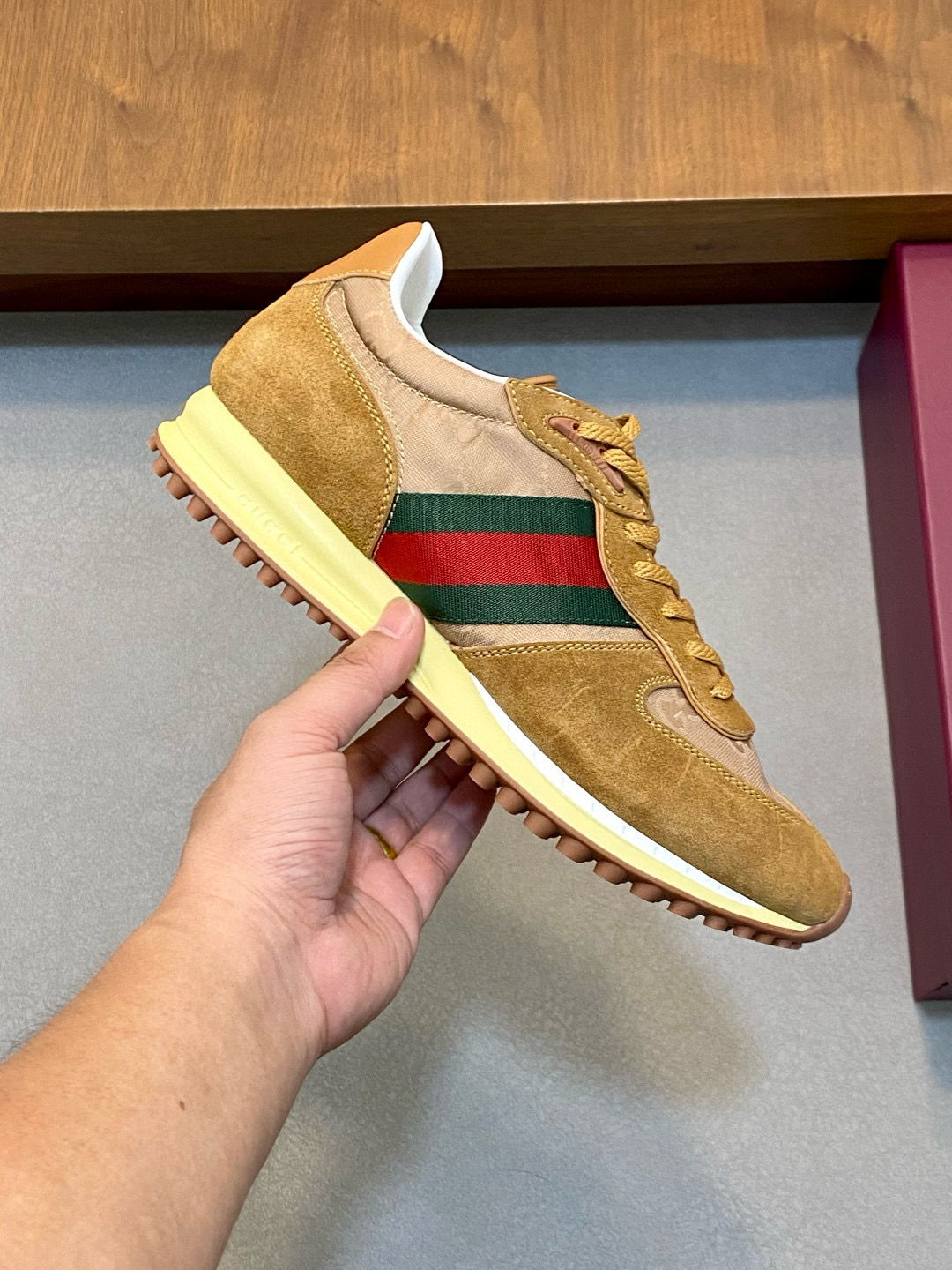 구찌 남녀공용 신발 운동화 스니커즈