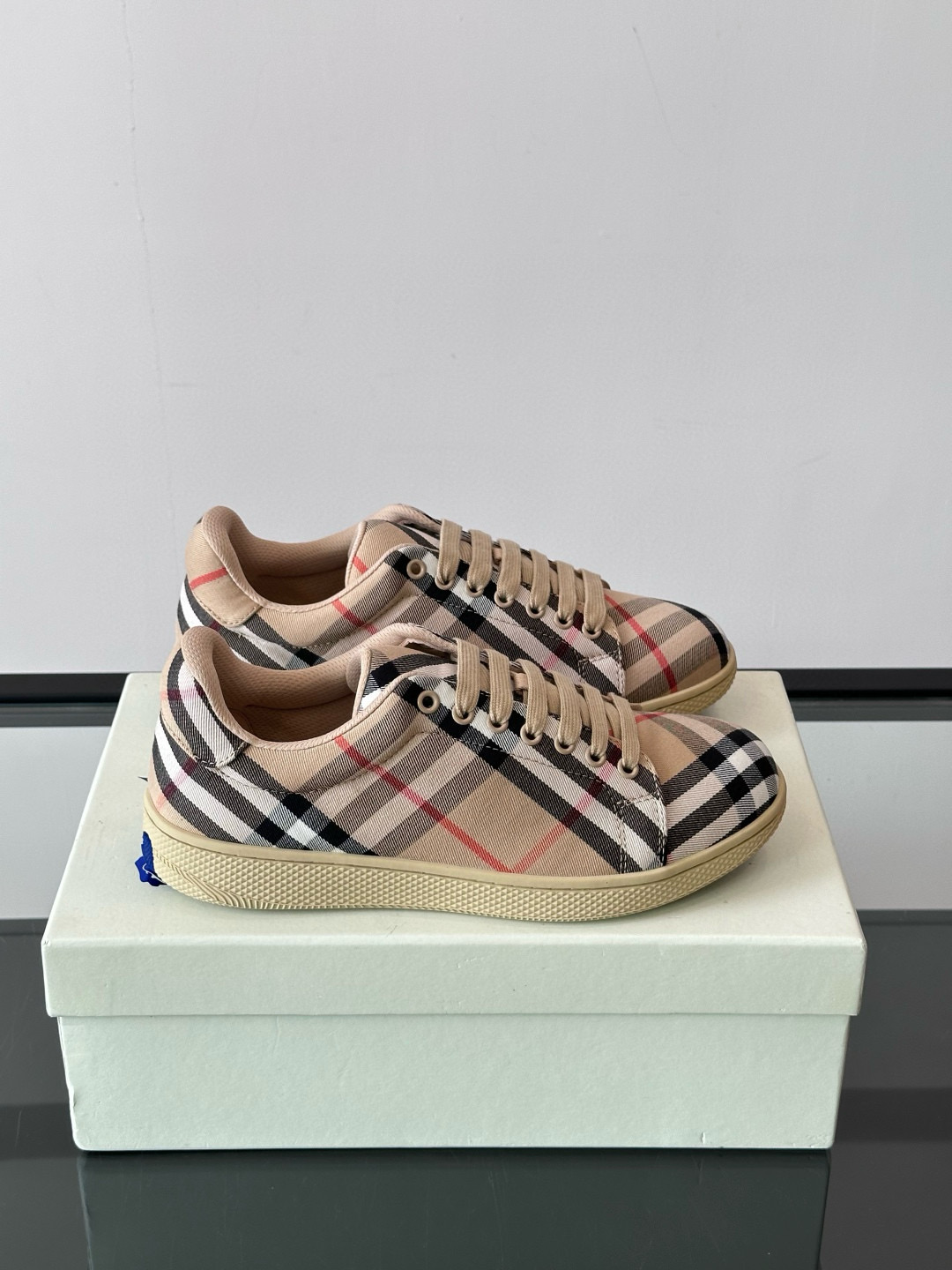 버버리 남자 스니커즈 신발 운동화