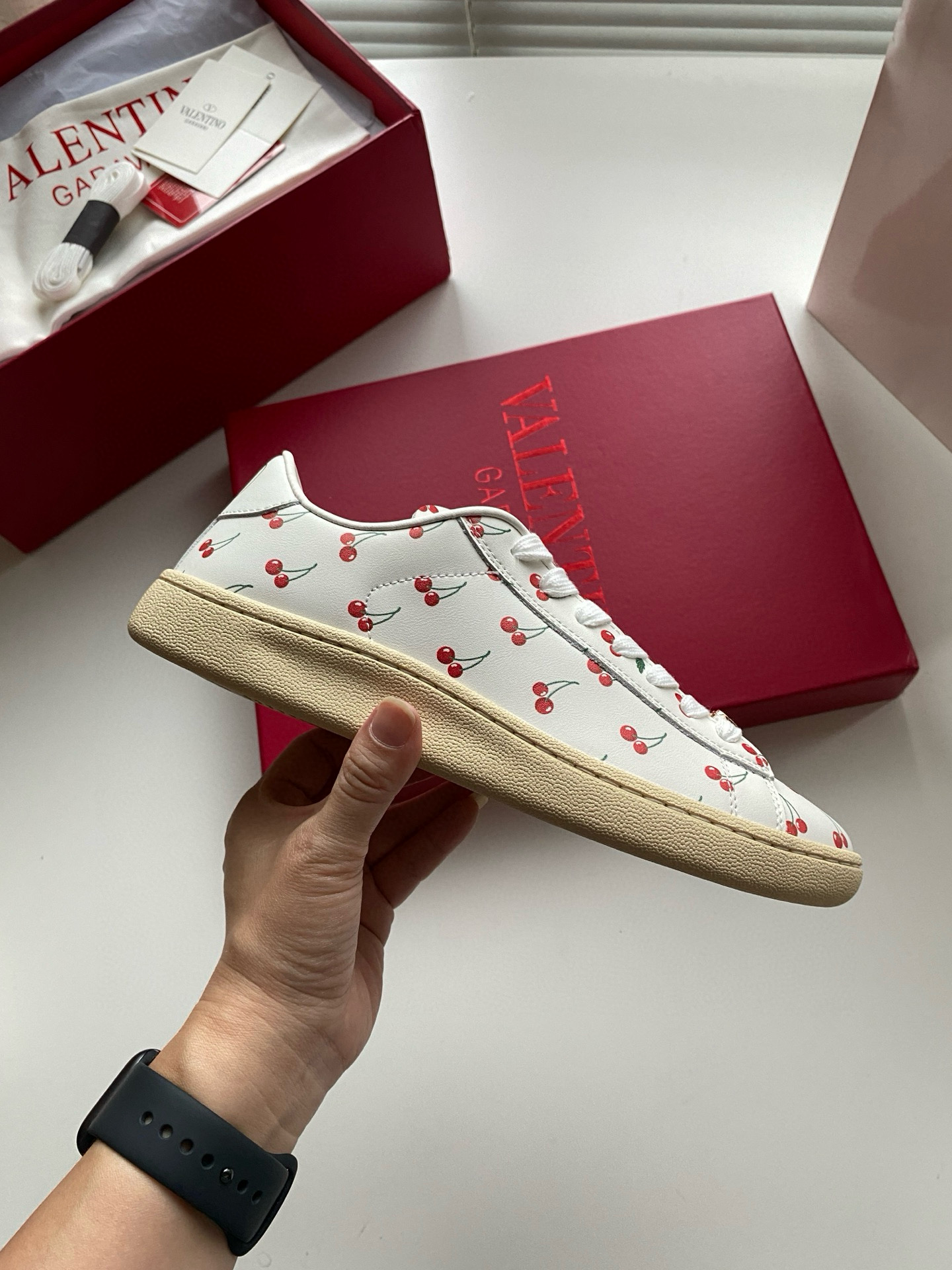 발렌티노 남녀공용 신발 운동화 스니커즈