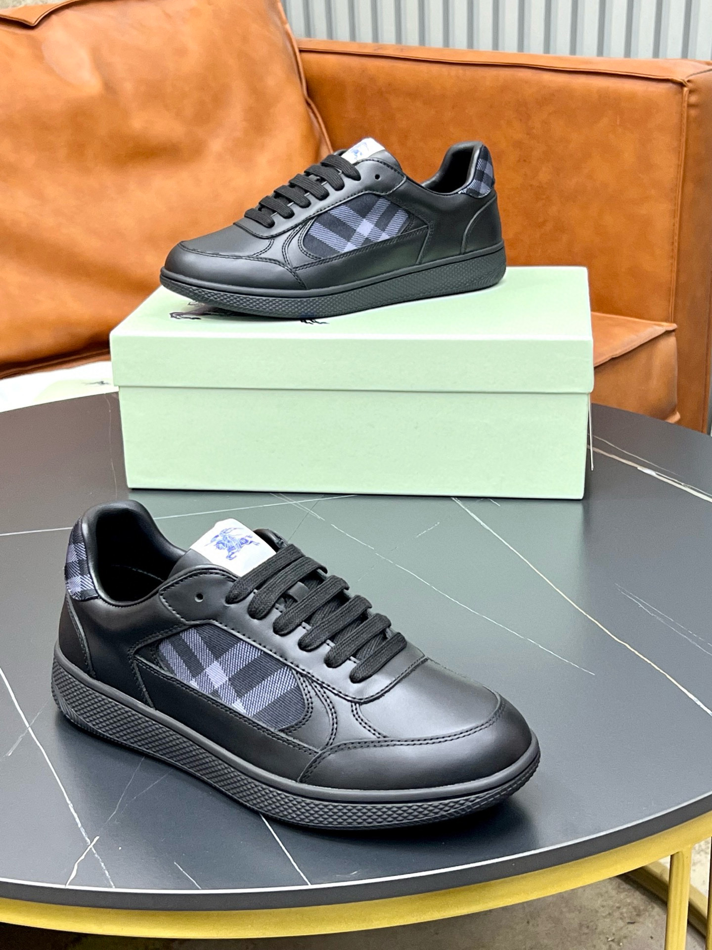 버버리 남자 스니커즈 신발 운동화