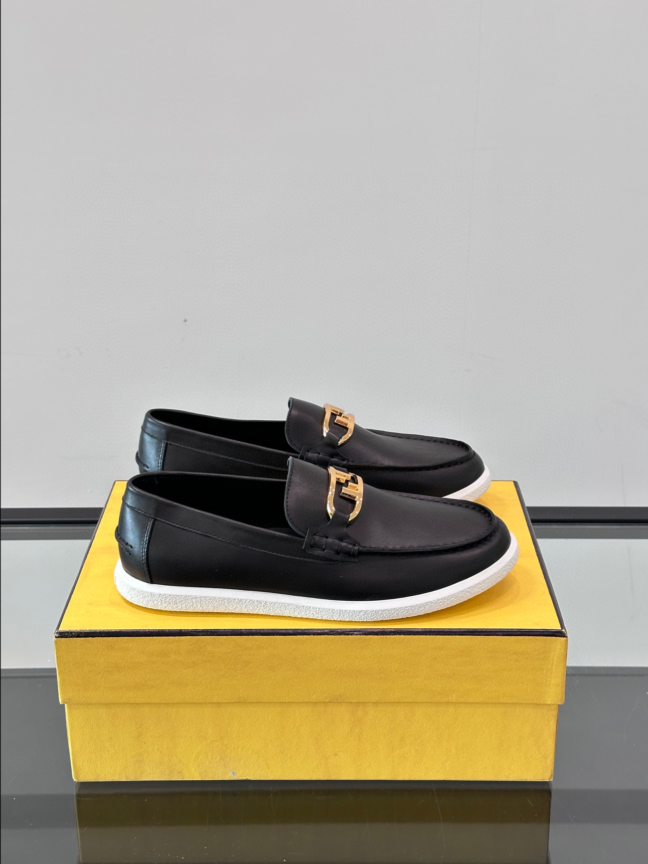 펜디 남자 신발 운동화 스니커즈