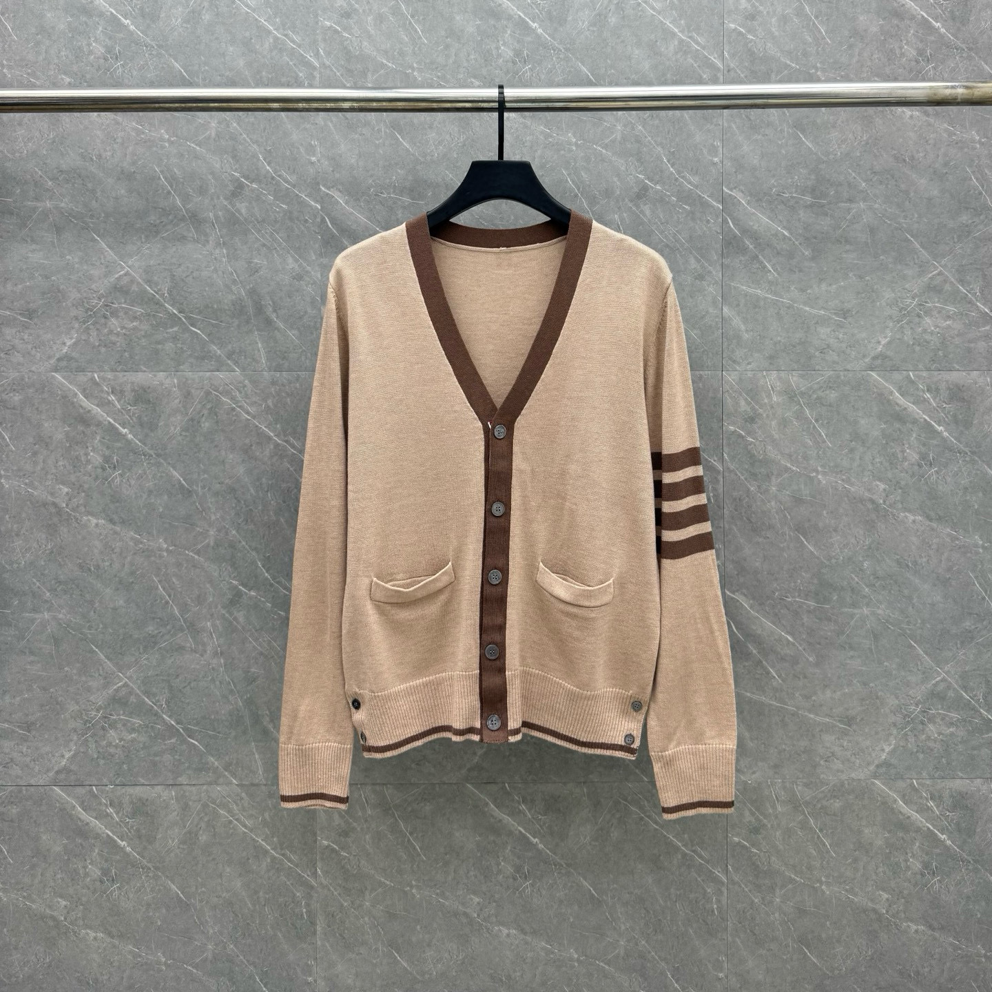 톰브라운 남녀공용 가디건