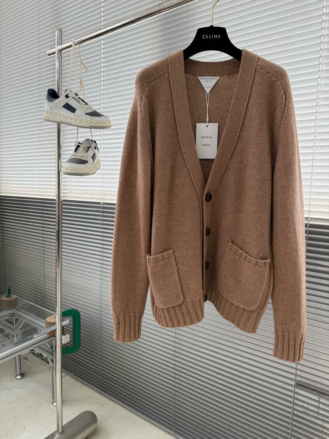 보테가베네타 남자 가디건