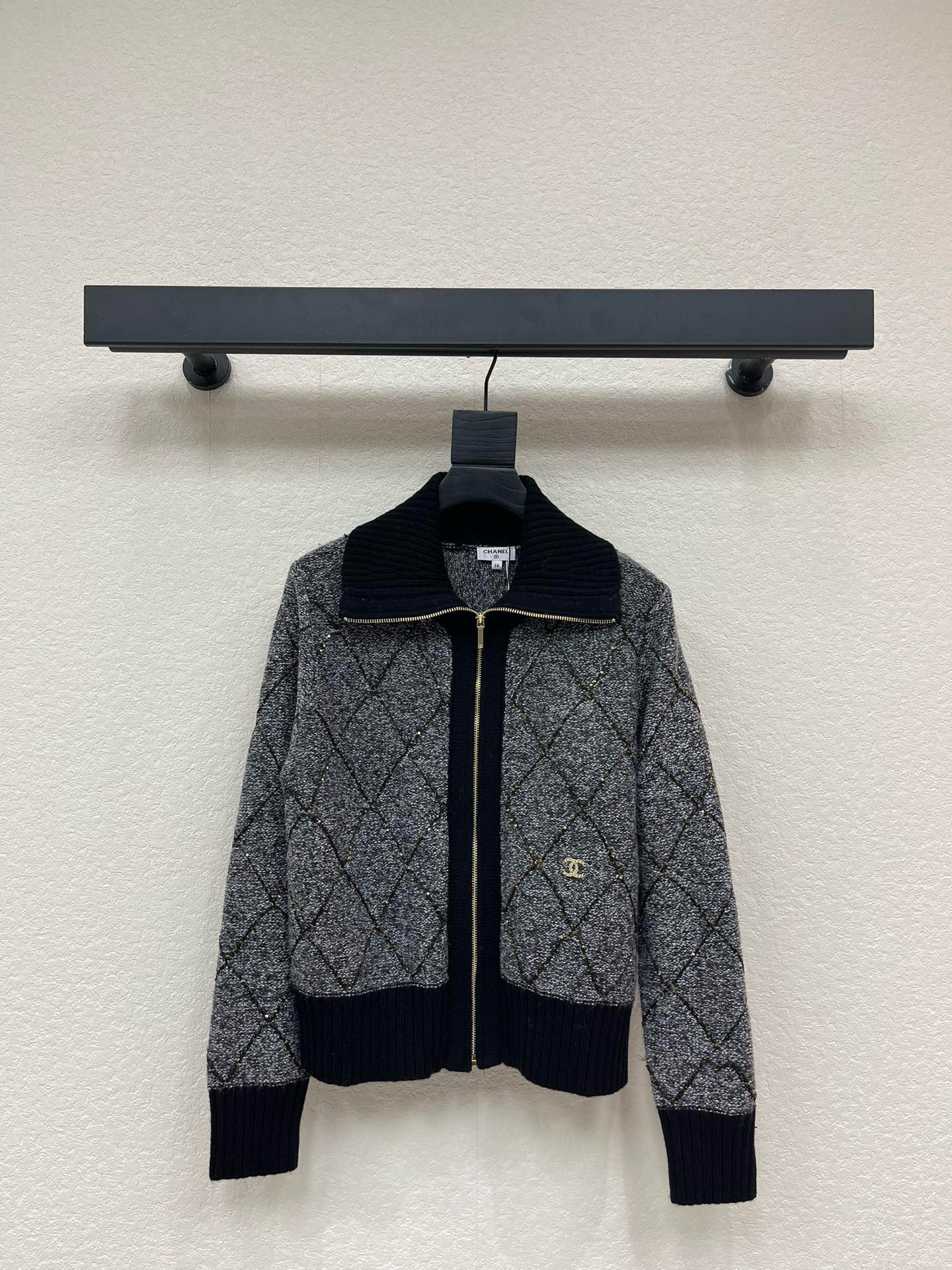 샤넬 2컬러 여자 가디건