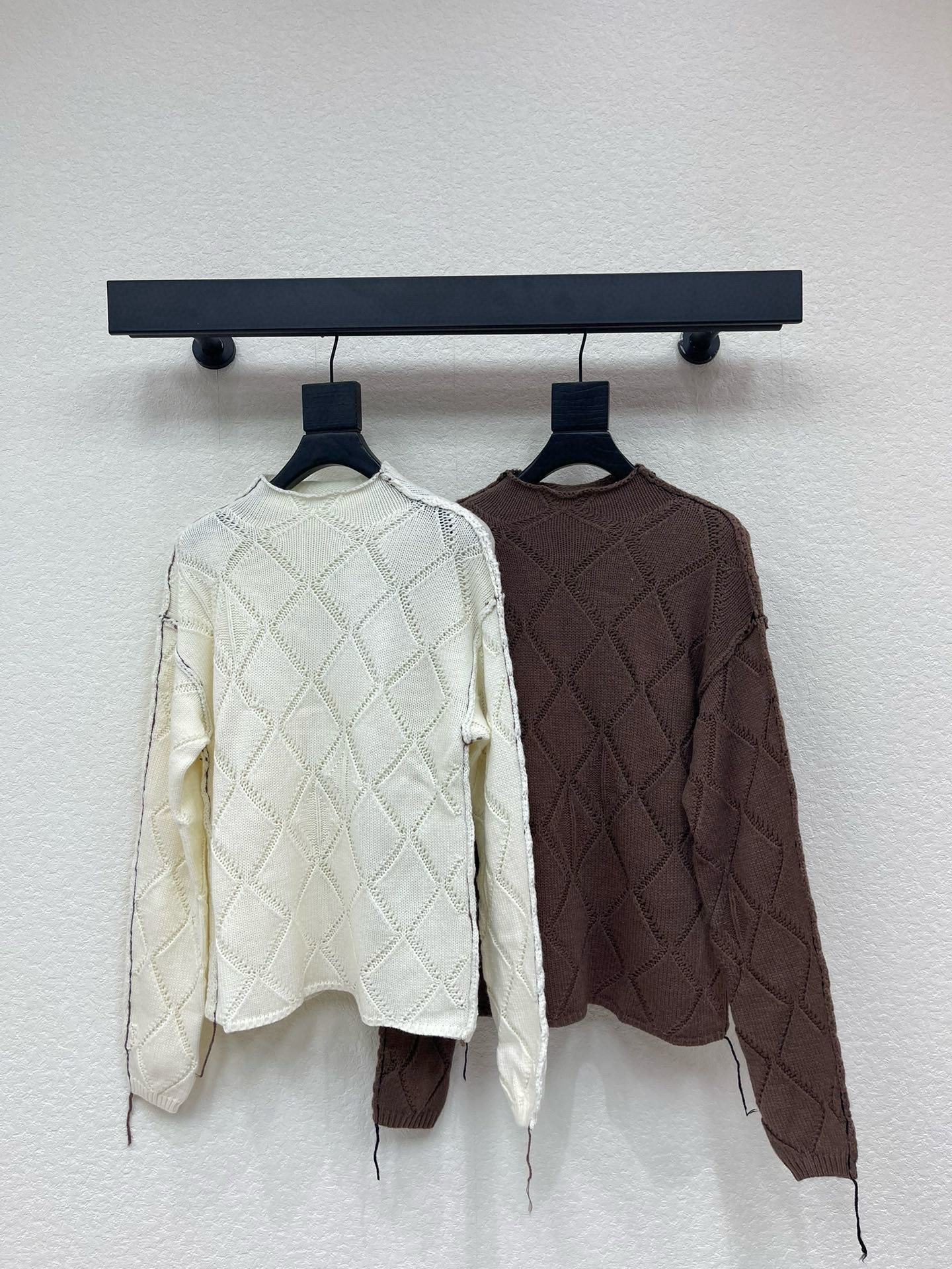 디올 2컬러 여자 니트